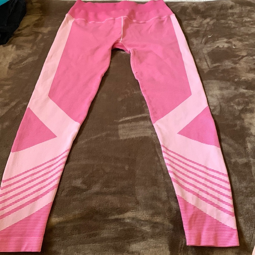 NwOT NUX pink leggings